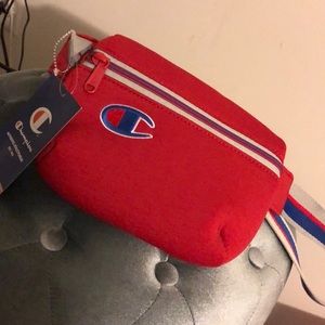 Champion fanny pack/ cross chest bag